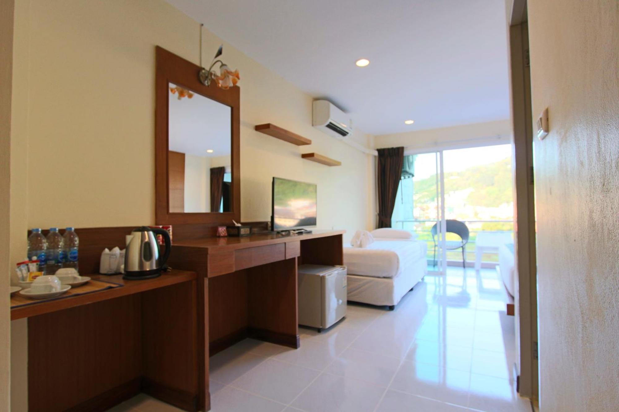 Good Nice Hotel Patong Ngoại thất bức ảnh